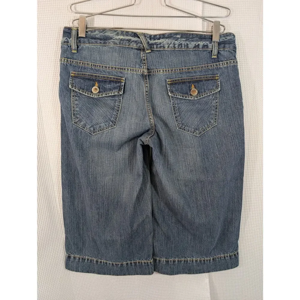 BANANA REPUBLIC! BLUE DENIM LONG LENGTH CLASSIC CLAM DIGGER JEAN SHORTS! SZ 10